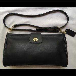 COACH Black leather shoulder bag